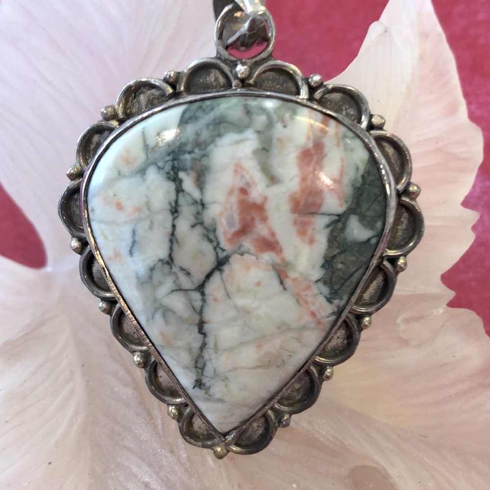 Vintage heart shaped pendant Antique silver like a gold bronze